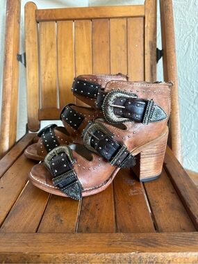 Freebird Violet size 5